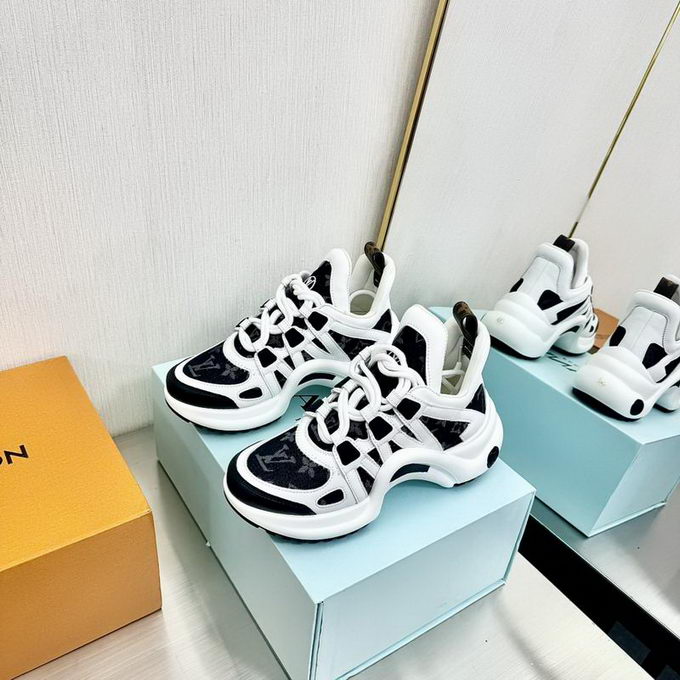 Louis Vuitton Sneakers Wmns ID:20250217-127